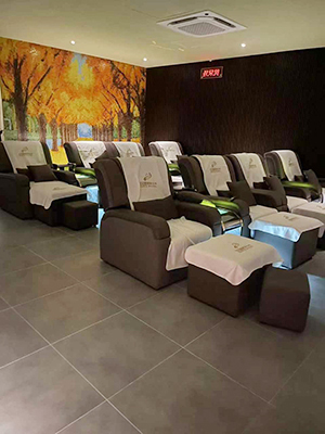 家庭式多人豪华厢房 Family Luxury Suite