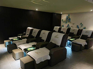 家庭式多人豪华厢房 Family Luxury Suite